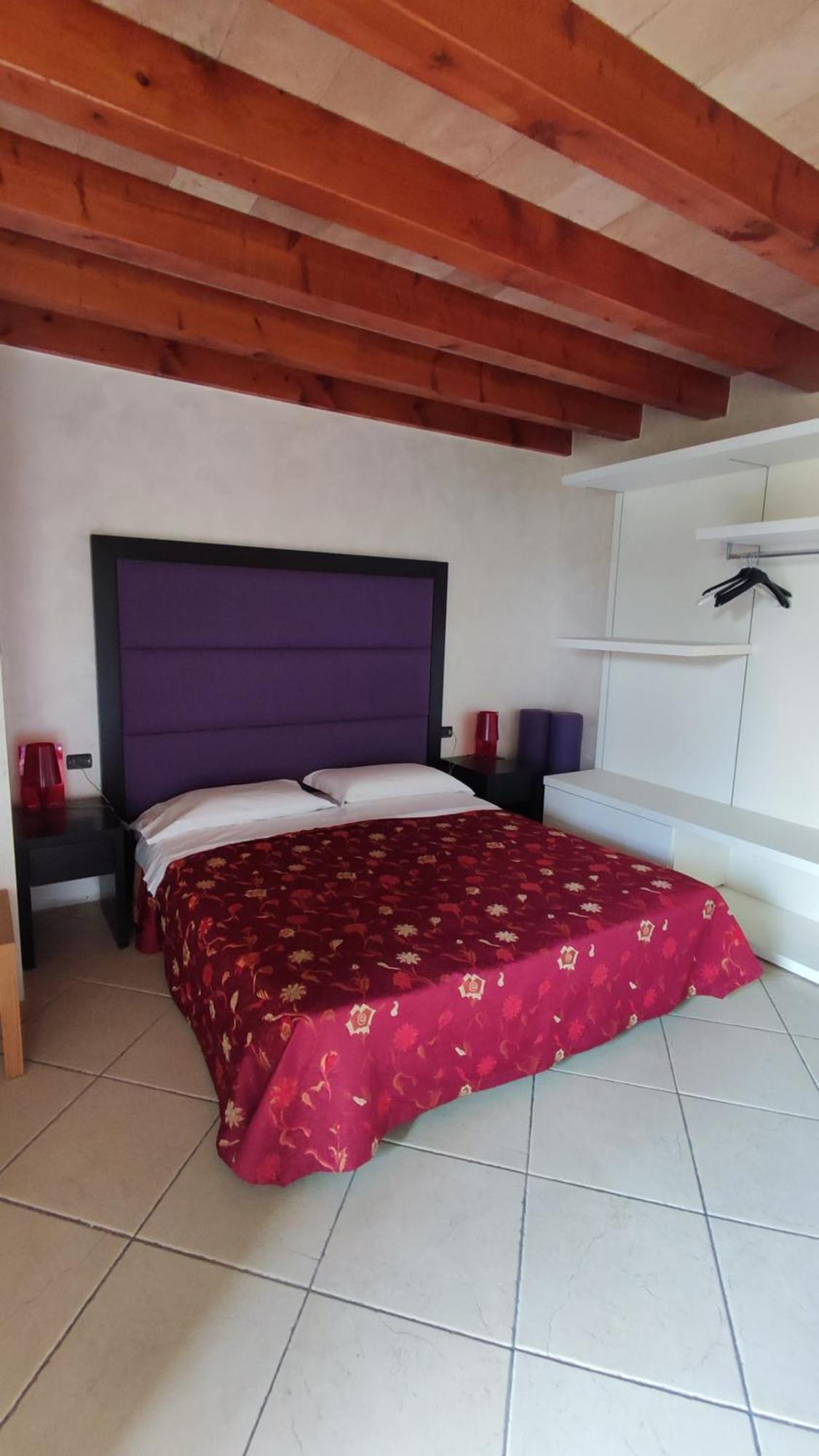 Albergo Le Piante Manerba del Garda Exterior photo