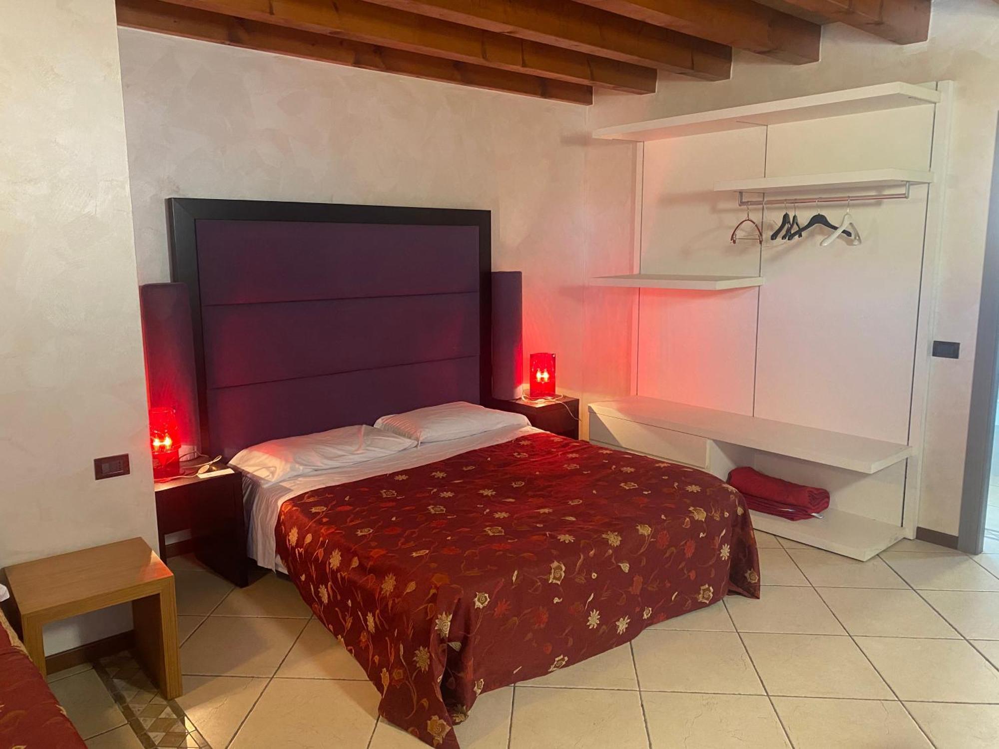 Albergo Le Piante Manerba del Garda Exterior photo