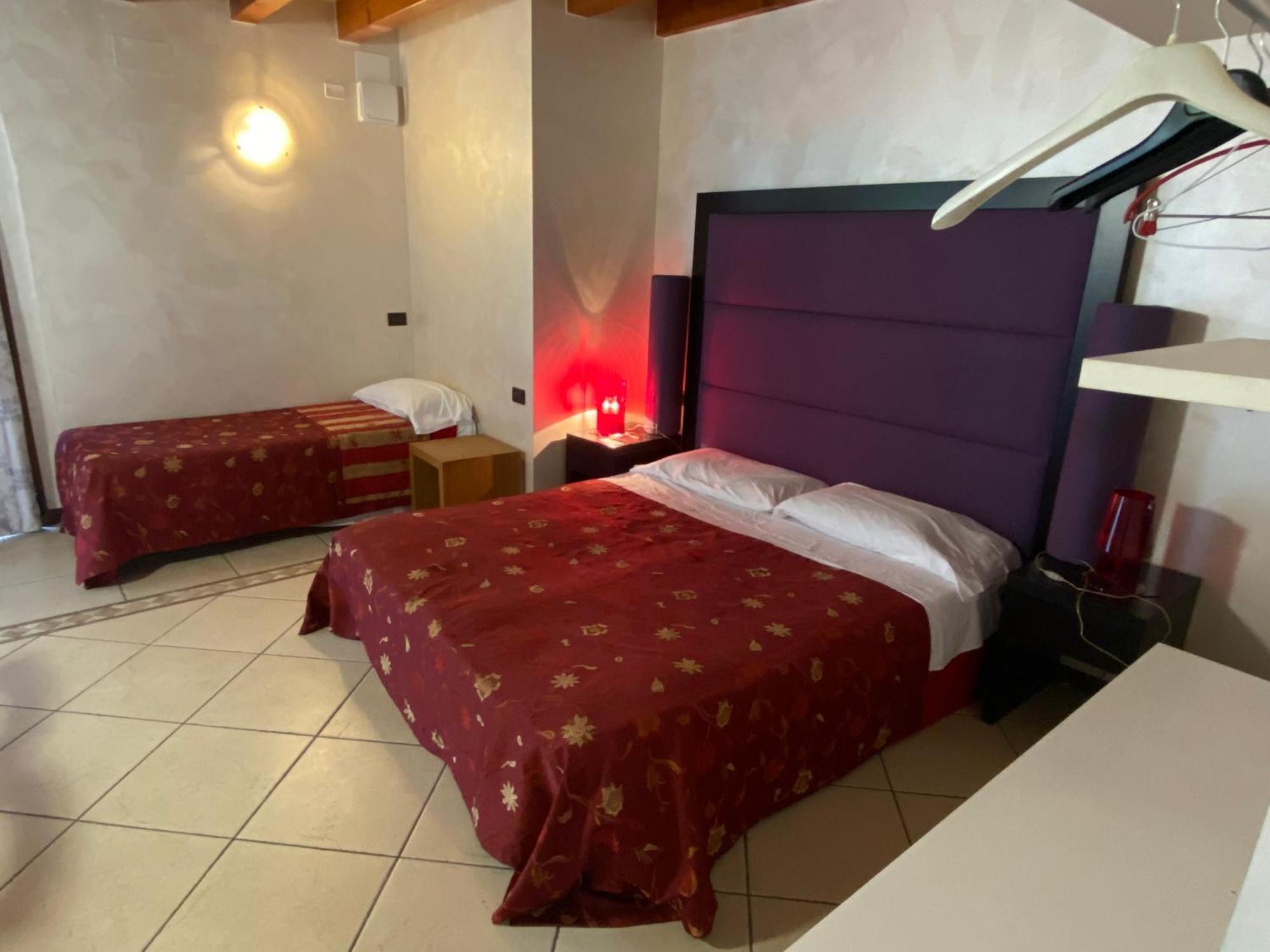 Albergo Le Piante Manerba del Garda Exterior photo