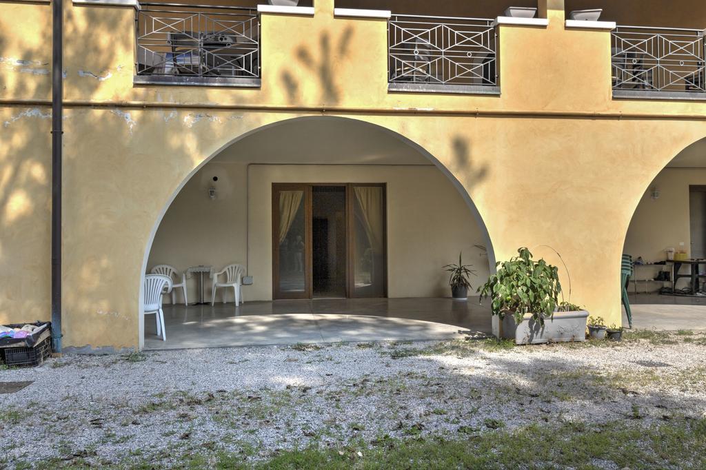 Albergo Le Piante Manerba del Garda Exterior photo