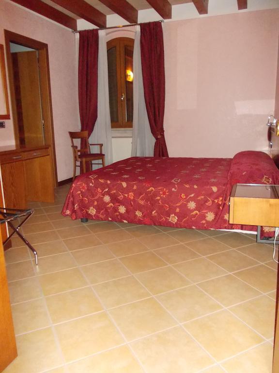 Albergo Le Piante Manerba del Garda Room photo